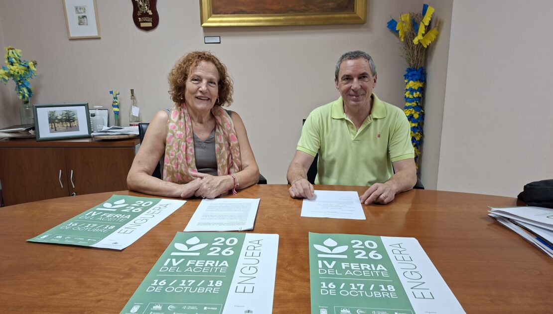 firma del convenio entre el Ayuntamiento y la Cooperativa Campoenguera