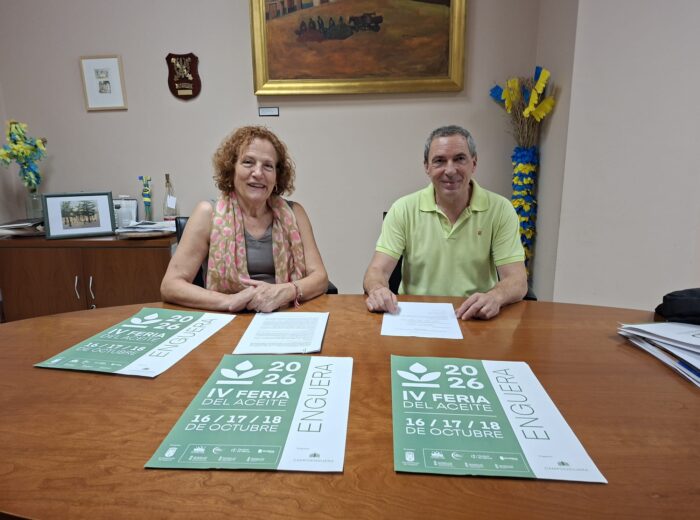 firma del convenio entre el Ayuntamiento y la Cooperativa Campoenguera